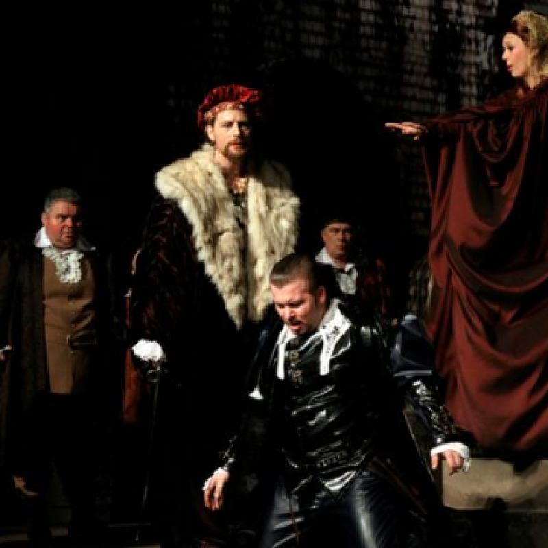 Donizetti: Boleyn Anna / VIII. Henrik | Pécs, Pécsi Nemzeti Színház 2010 | Fotó: Körtvélyesi László