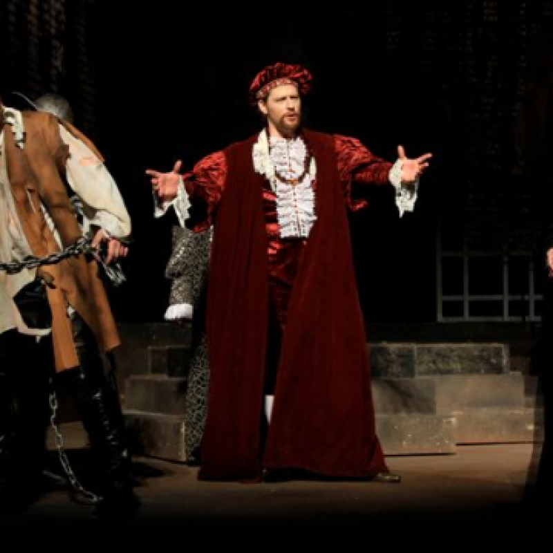 Donizetti: Boleyn Anna / VIII. Henrik | Pécs, Pécsi Nemzeti Színház 2010 | Fotó: Körtvélyesi László