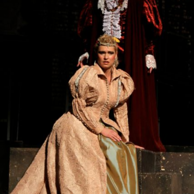 Donizetti: Boleyn Anna / VIII. Henrik | Pécs, Pécsi Nemzeti Színház 2010 | Fotó: Körtvélyesi László