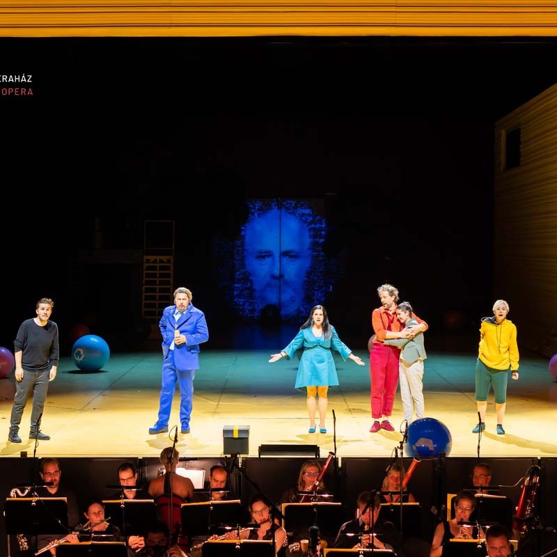 Rossini – Mozart – Milhaud: Figaro³ / Figaro | Budapest, Eiffel Műhelyház 2021 | Fotó: Berecz Valter